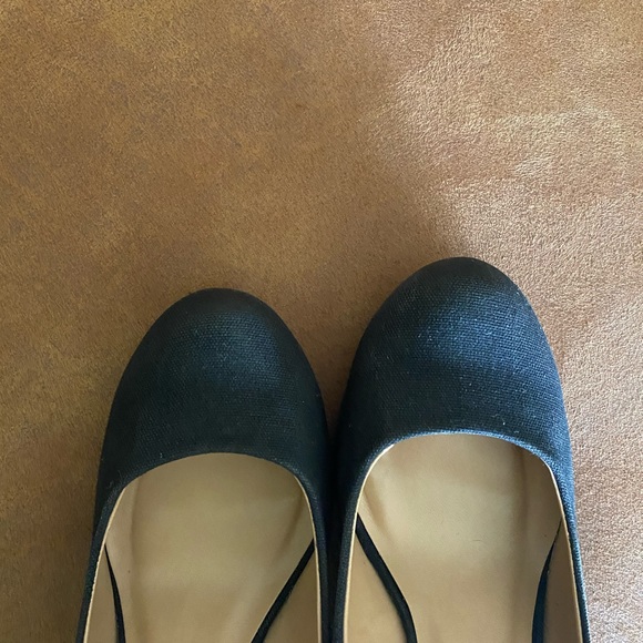 Black wedge shoes, call it spring brand, size 8.5 - Picture 3 of 4